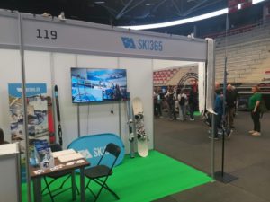 SKI365 stand with ski simulators technology